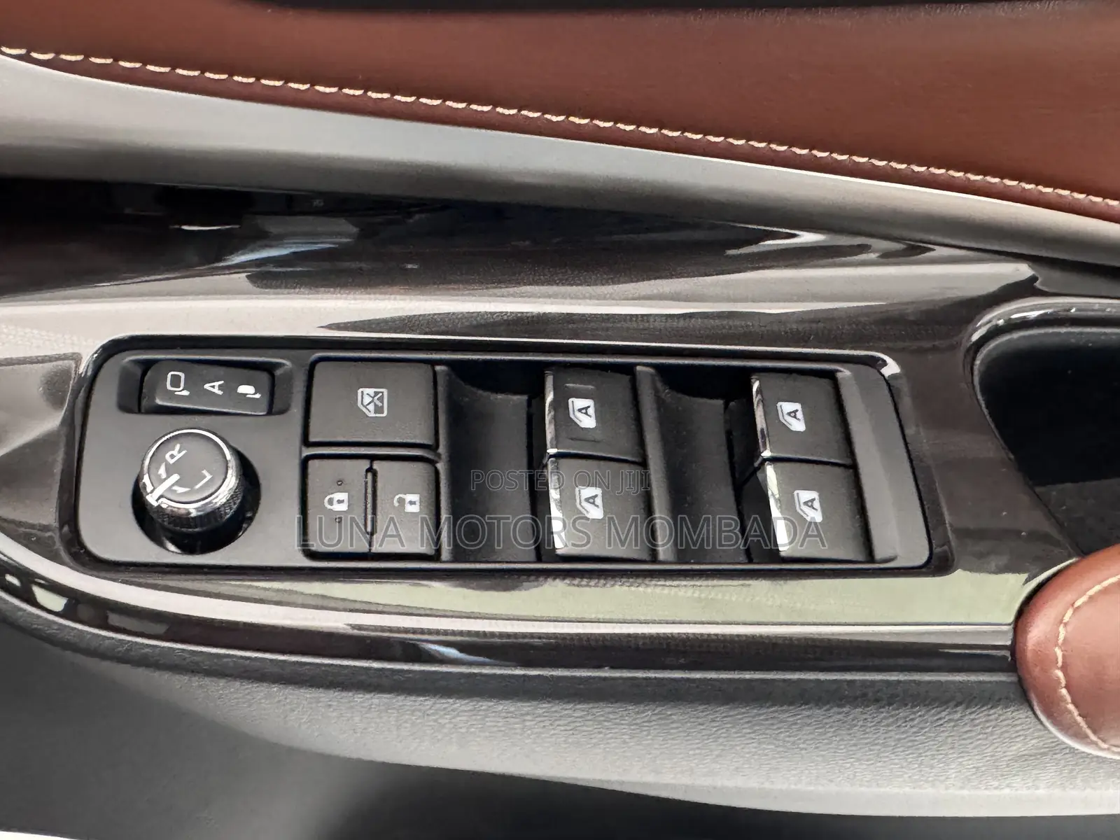 Toyota Harrier 2.0 2020 Silver