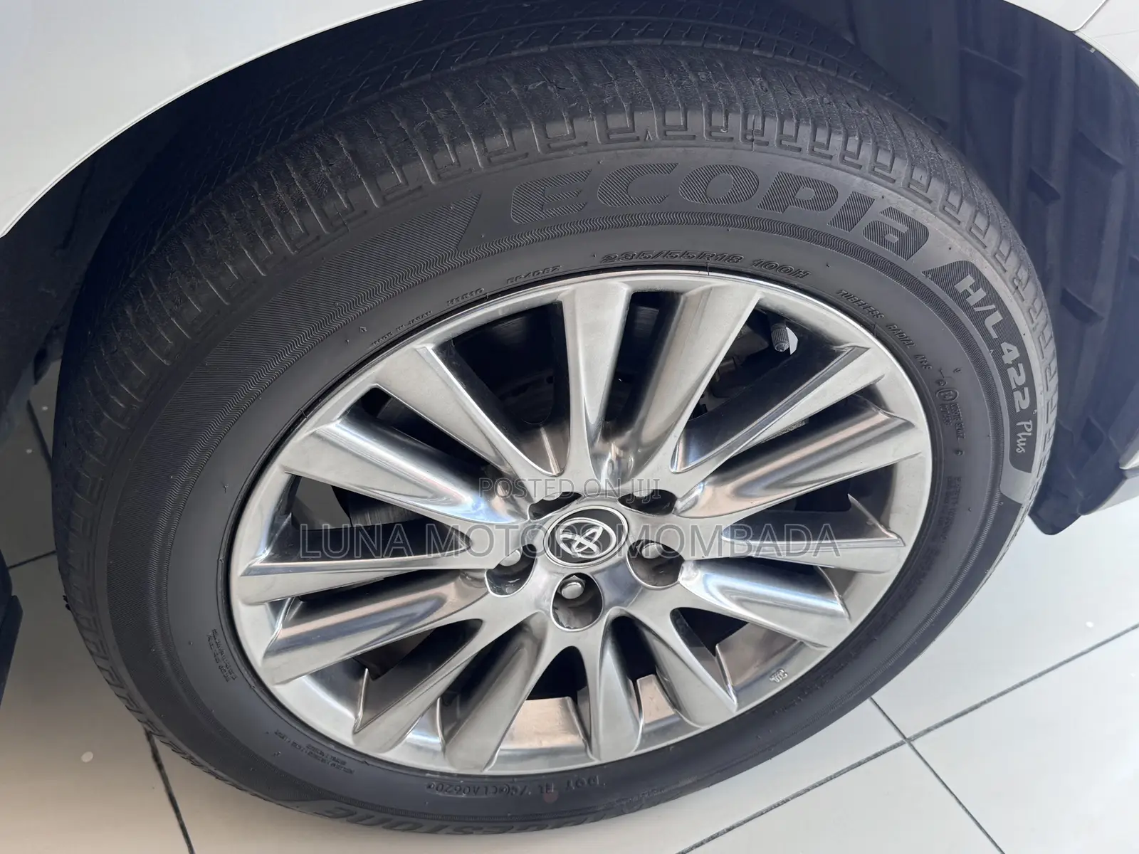 Toyota Harrier 2.0 2020 Silver