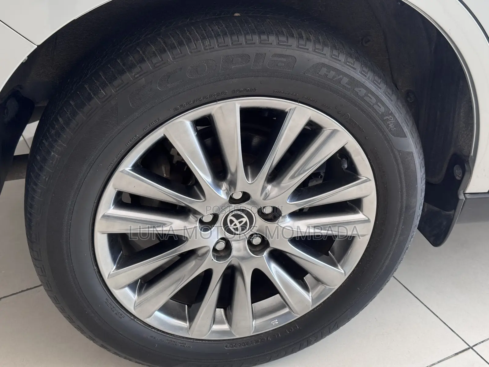 Toyota Harrier 2.0 2020 Silver