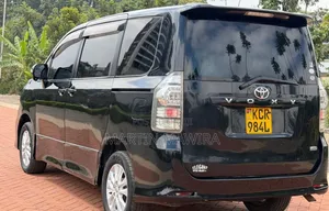 Toyota Voxy 2011 Black