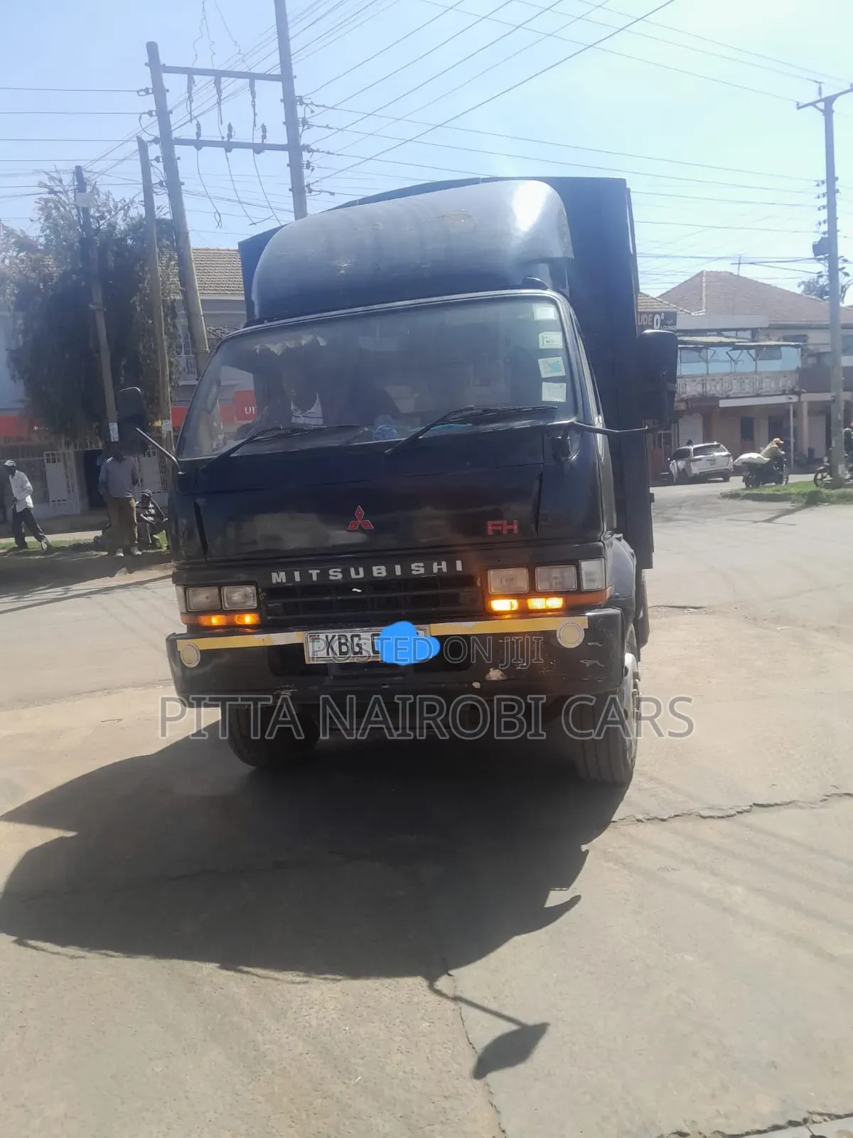 Mitsubishi FH Local