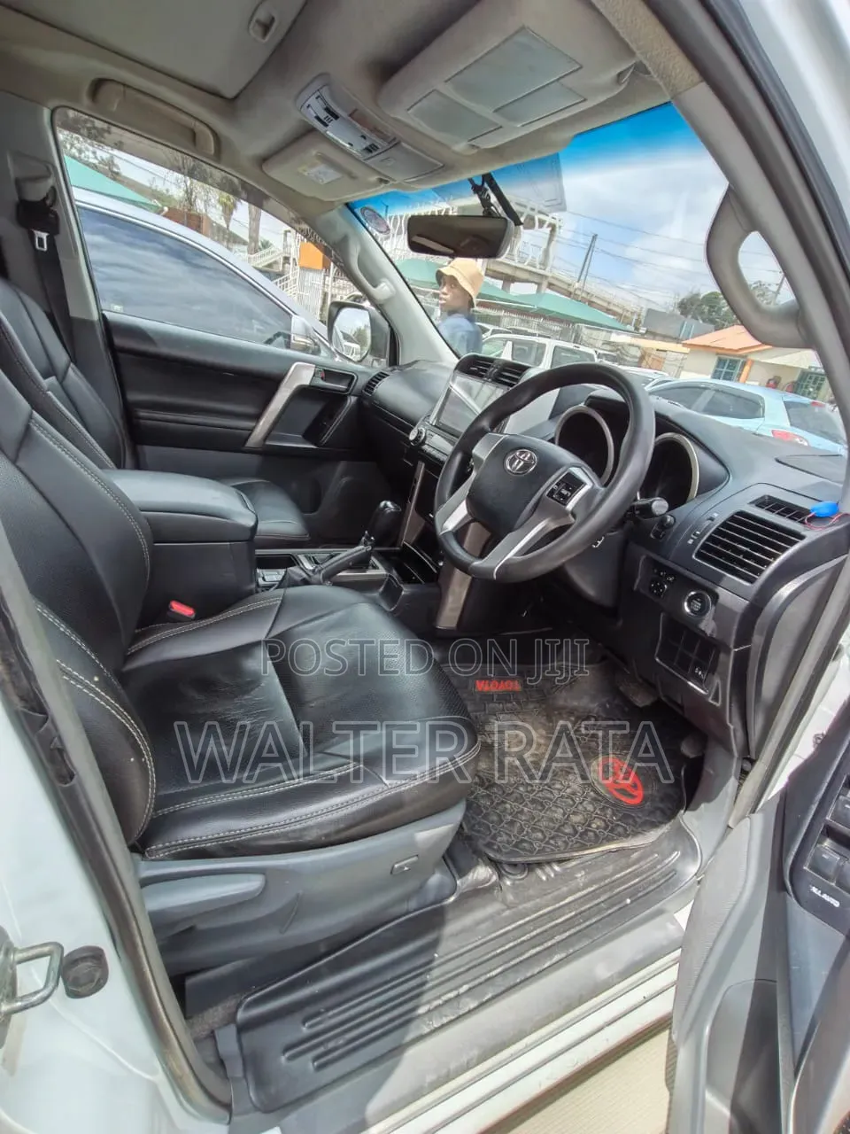Toyota Land Cruiser Prado 2.7 i 2011 White