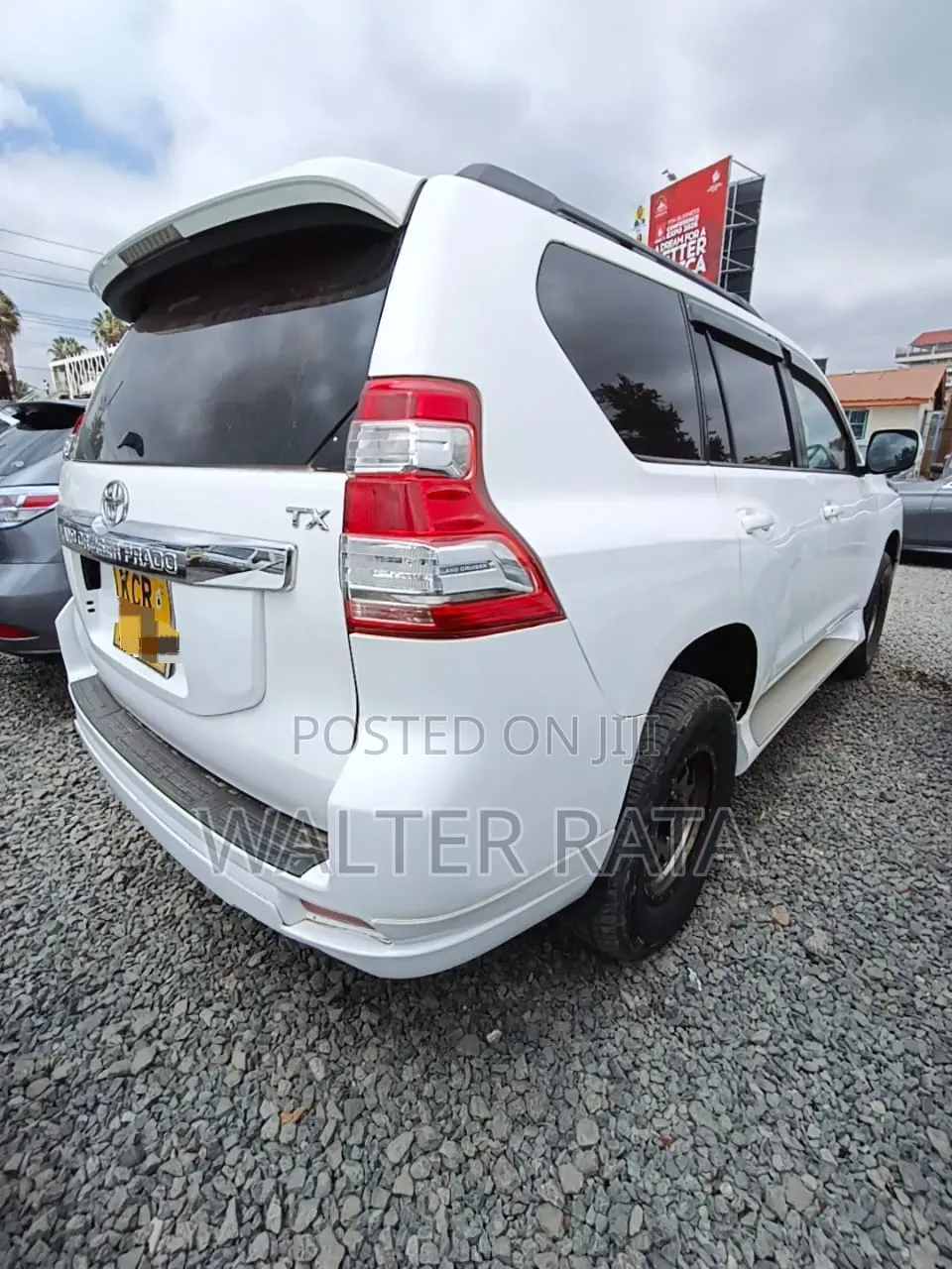 Toyota Land Cruiser Prado 2.7 i 2011 White