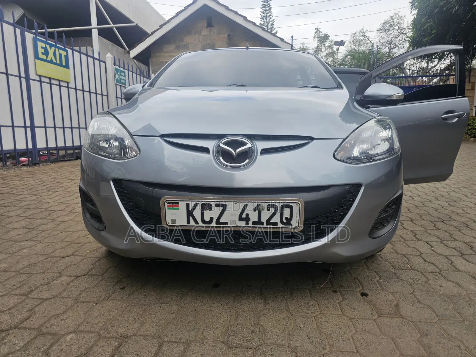 Mazda Demio 2013 Gray