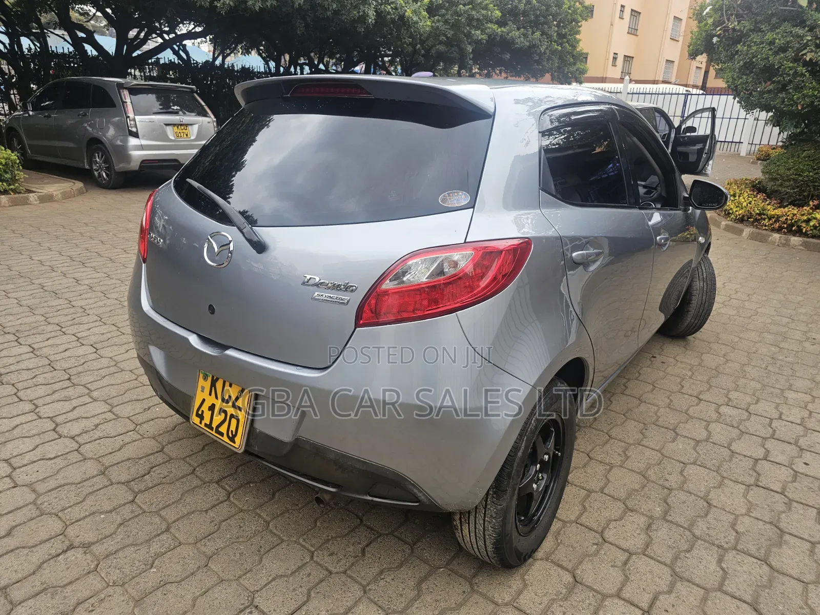 Mazda Demio 2013 Gray