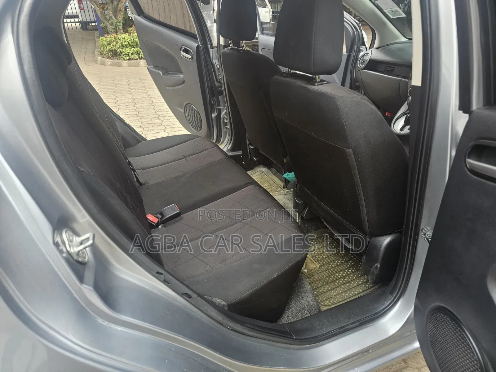 Mazda Demio 2013 Gray