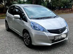 Honda Fit 2013 Silver