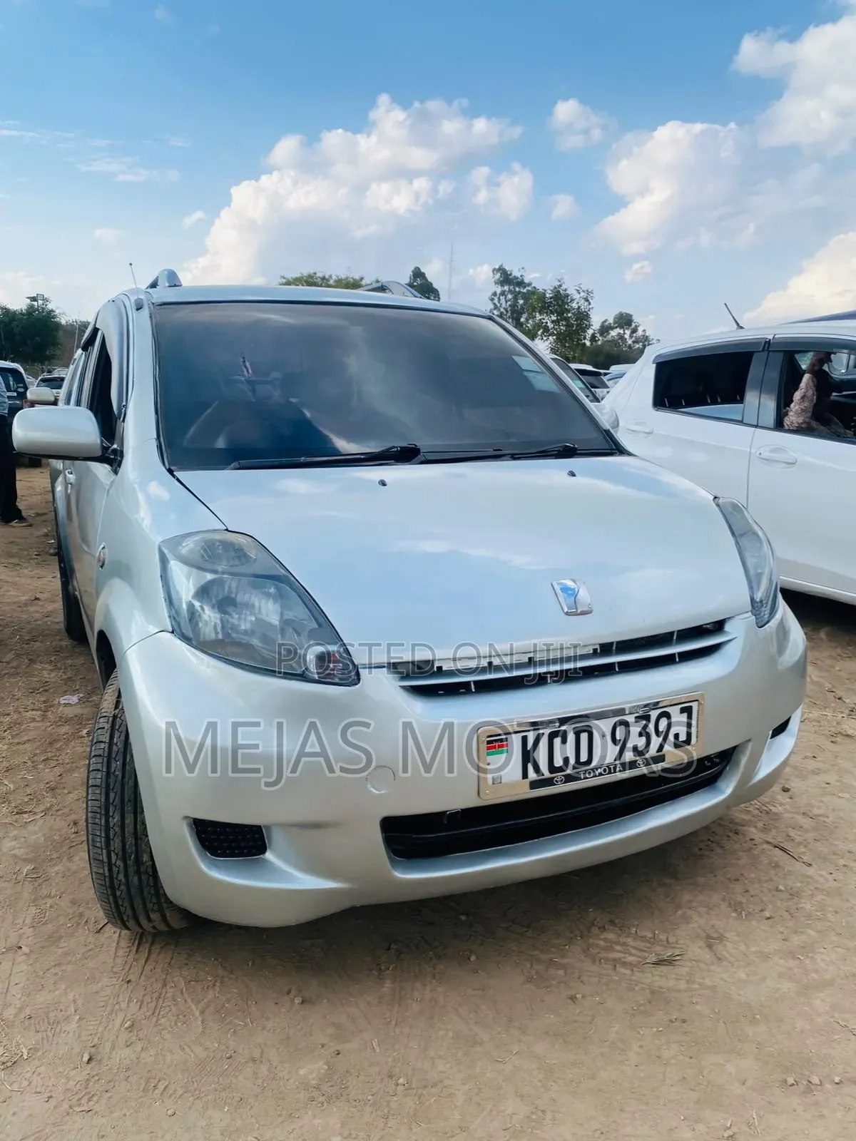 Toyota Passo 2009 Silver