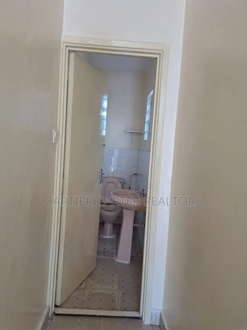 4bdrm Maisonette in Own Compound 4 for sale