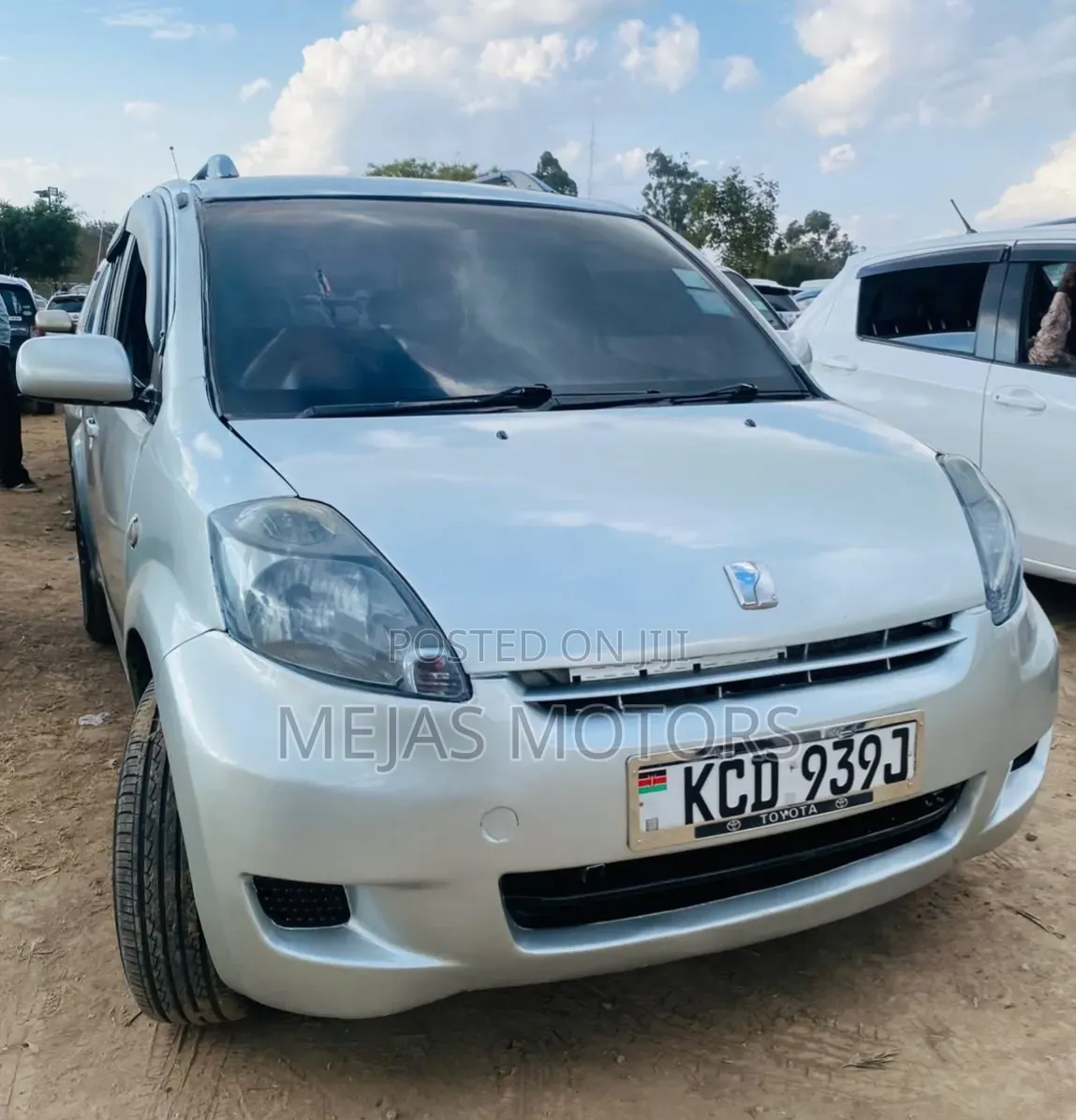 Toyota Passo 2009 Silver