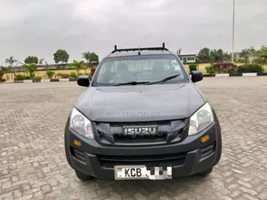 Isuzu D-MAX 2022 White