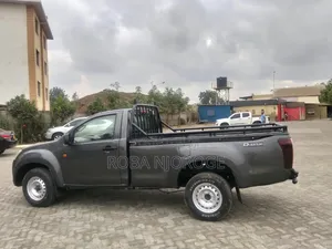 Isuzu D-MAX 2022 White