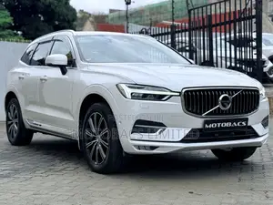 Volvo XC60 T5 Inscription AWD 2019 Pearl