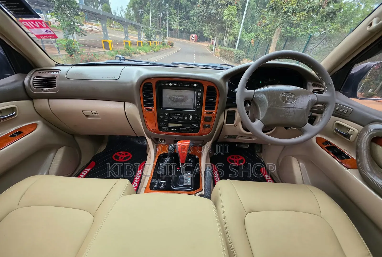 Toyota Land Cruiser 100 VX 4.7 V8 2005 Maroon