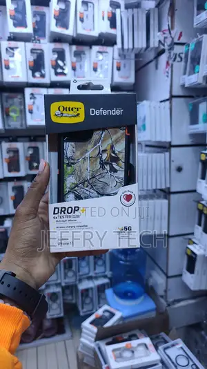 OtterBox Defender Series Rugged Protective Case for the iPhone 11