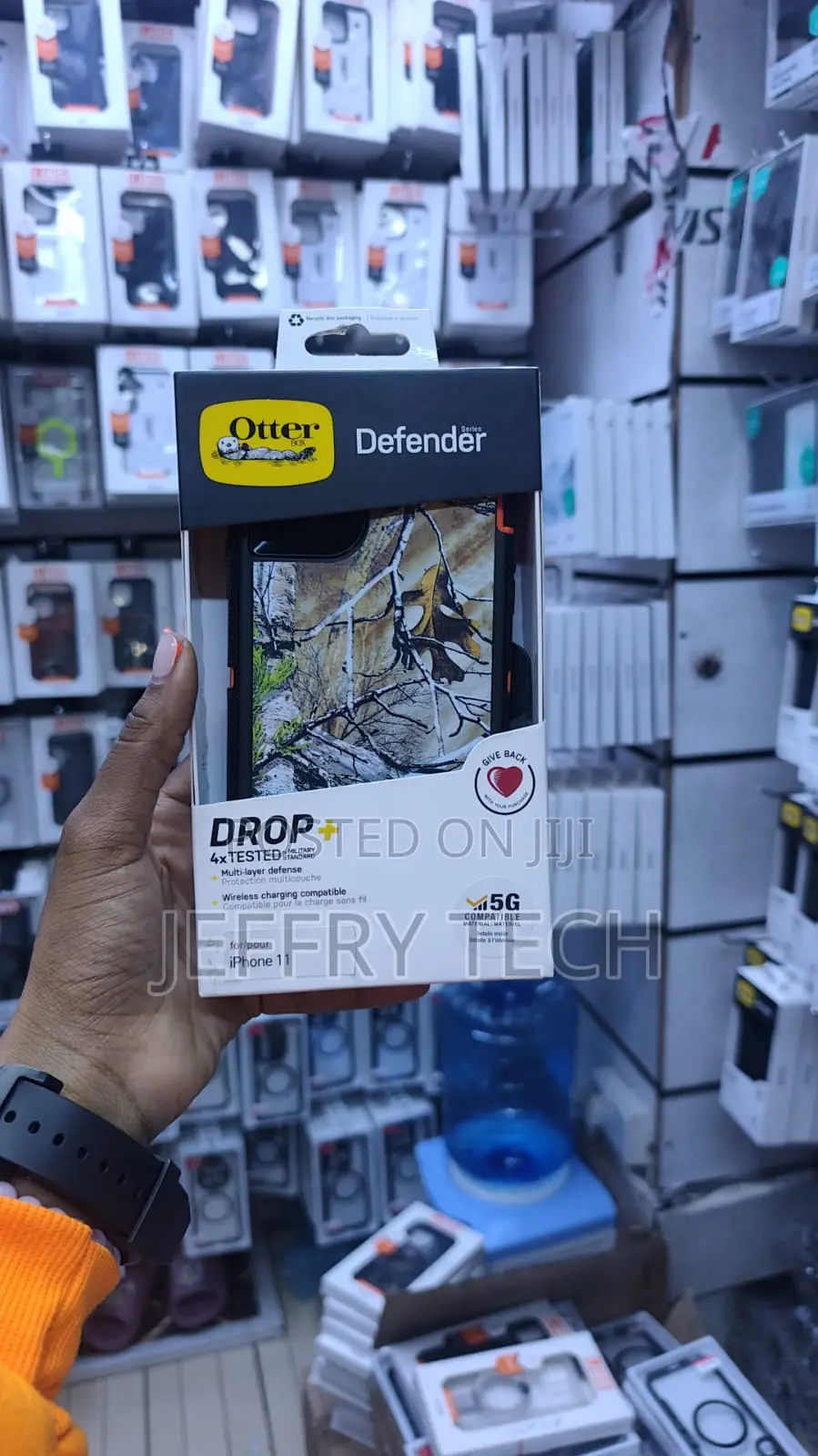 OtterBox Defender Series Rugged Protective Case for the iPhone 11