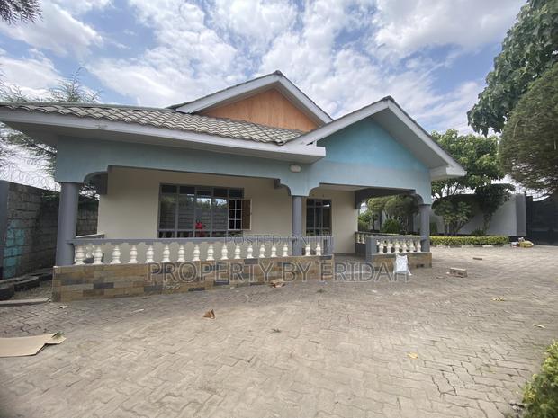 3bdrm Bungalow in Kitengela for rent - main view