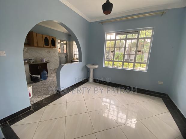 3bdrm Bungalow in Kitengela for rent - thumbnail 3