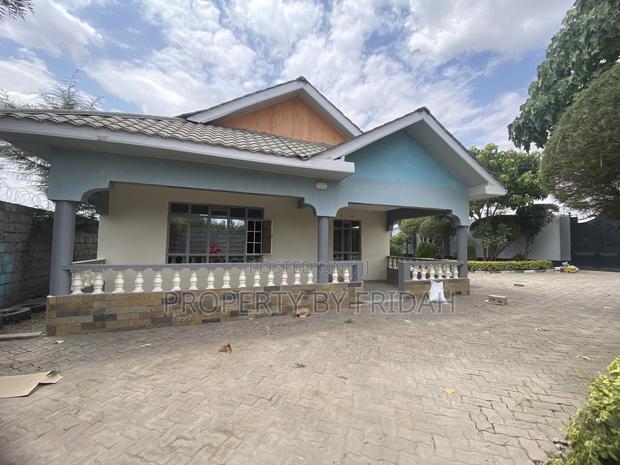 3bdrm Bungalow in Kitengela for rent - thumbnail 2