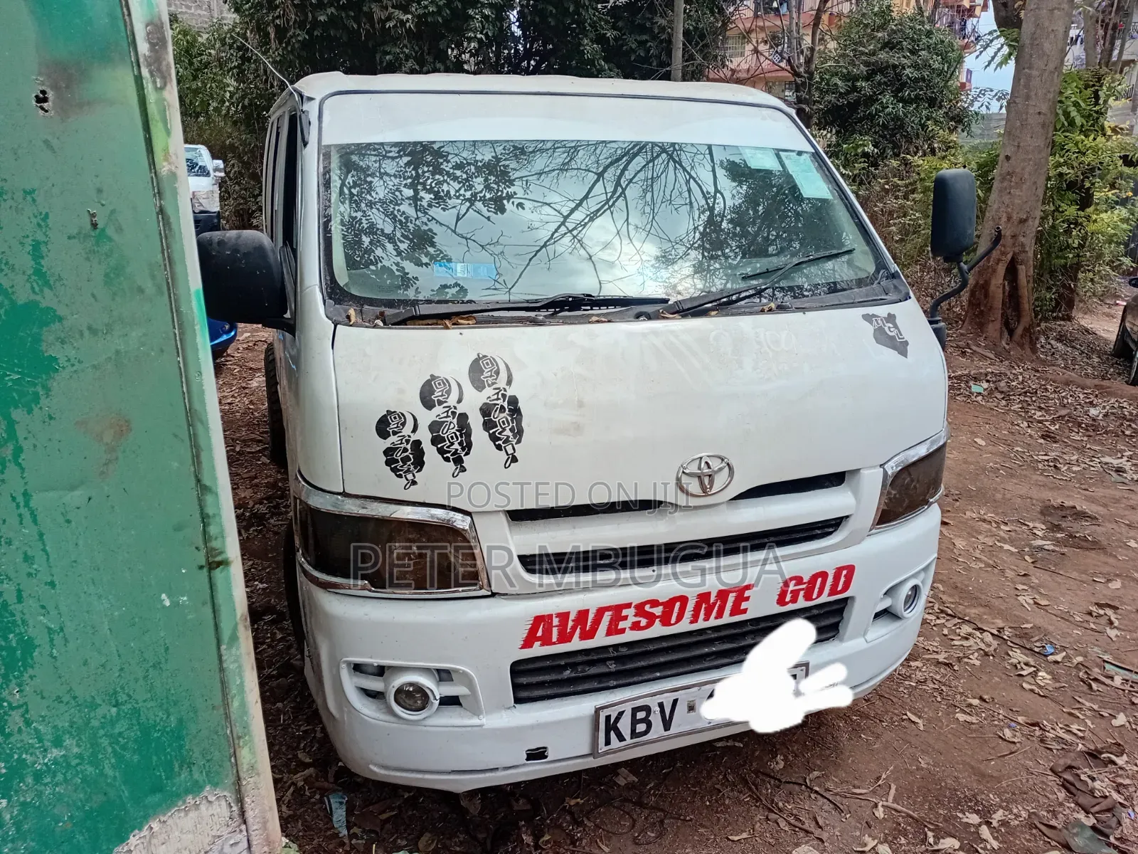 Toyota HiAce 2005 White