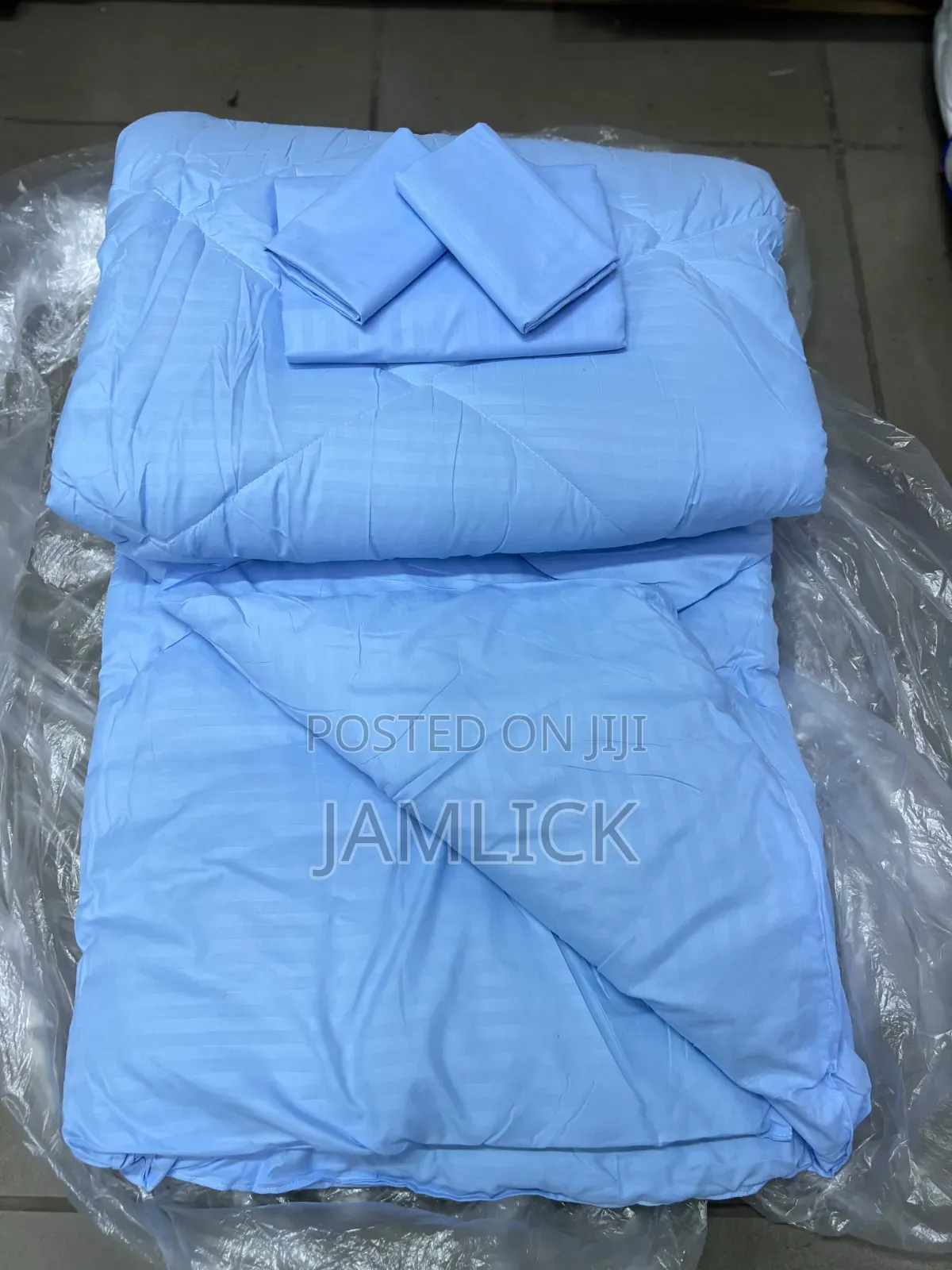 Plain Striped Duvet Set – BR
