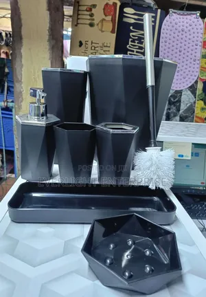 *Diamond Shaped 7pc Bathroom Set