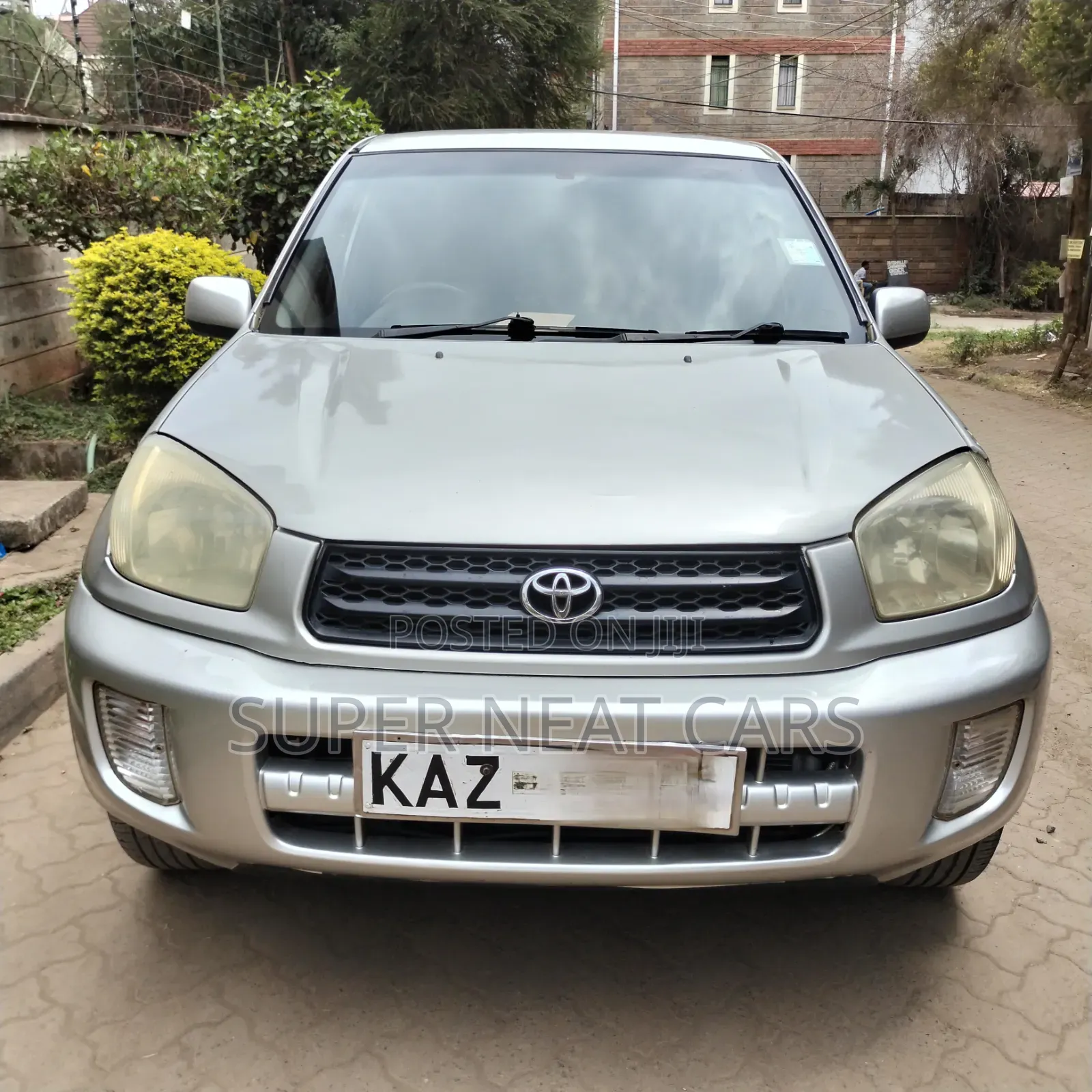 Toyota RAV4 Automatic 2002 Silver