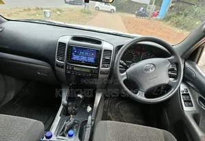 Toyota Land Cruiser Prado 2005 Silver