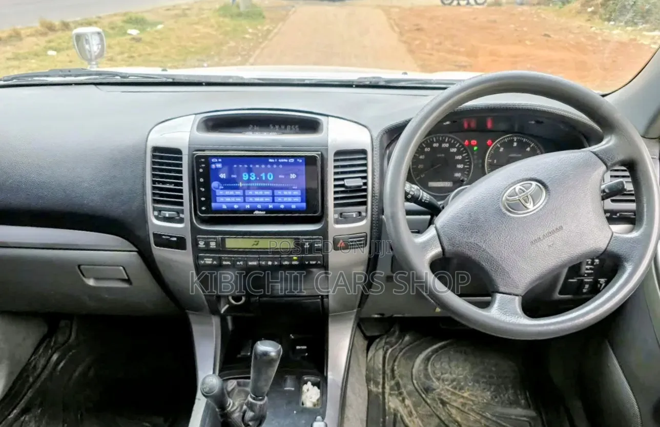 Toyota Land Cruiser Prado 2005 Silver