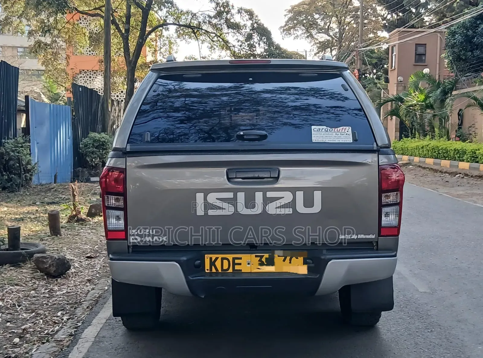 Isuzu D-MAX 2022 Gray