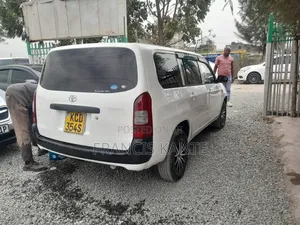 Toyota Probox 2005 White