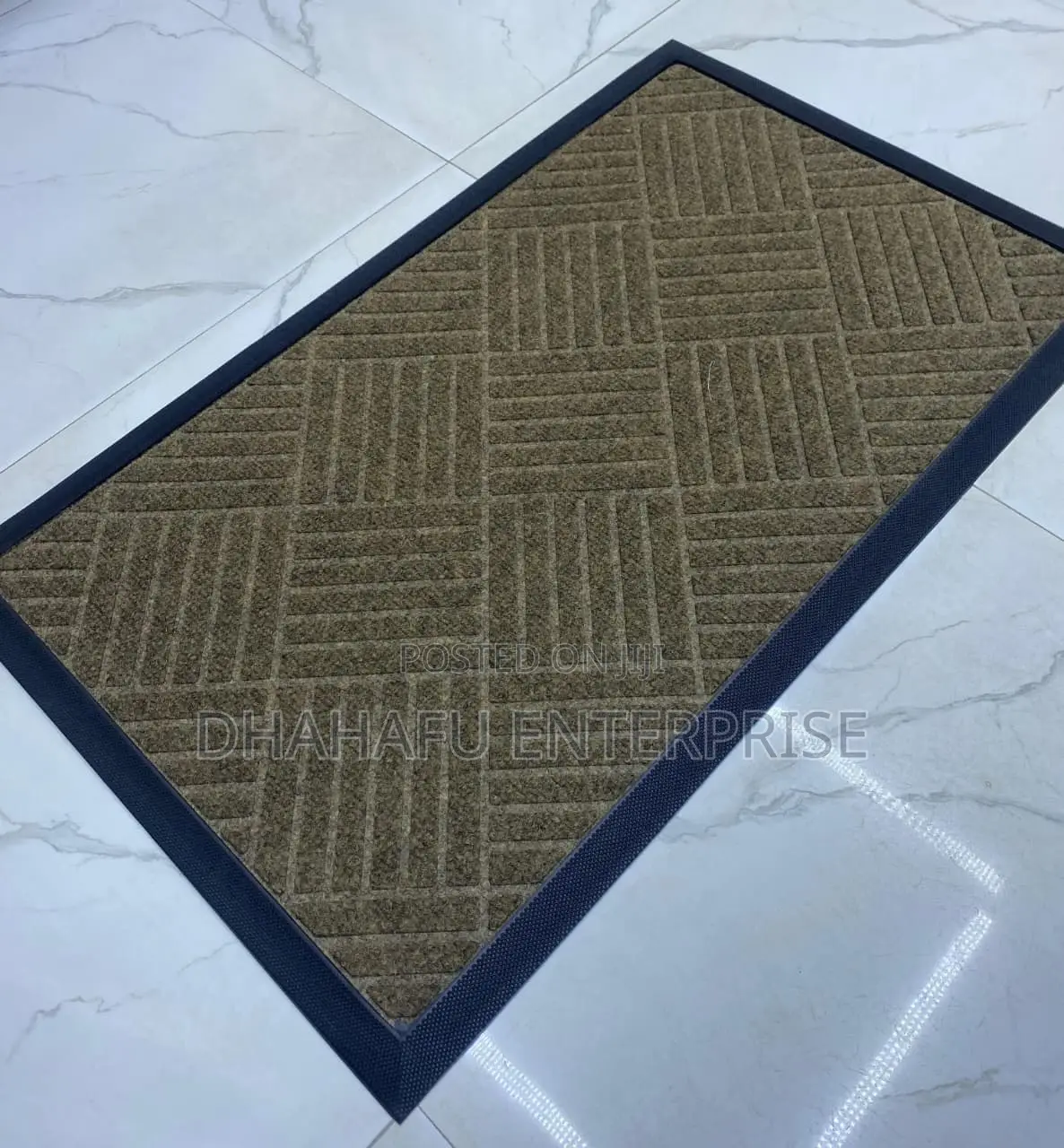 Heavy Duty Non-Slip Rubber Doormat – 46x76cm | Waterproof & Durable