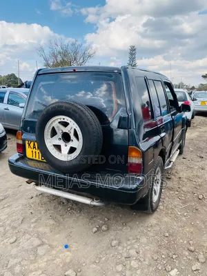 Suzuki Escudo 1998 Black