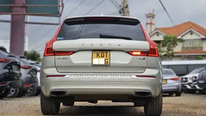 Volvo XC60 T5 Inscription AWD 2018 Beige