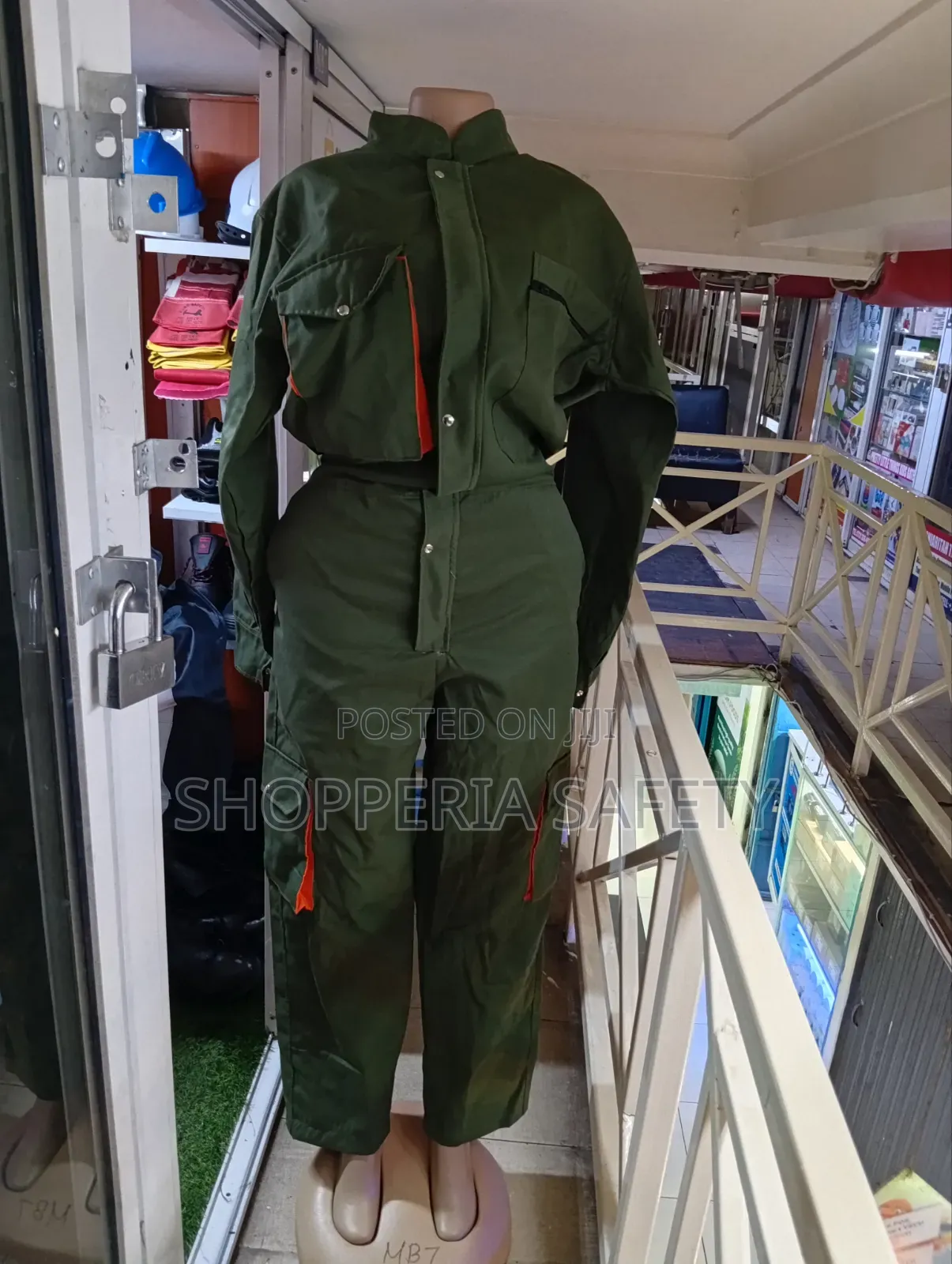 Cargo Overall