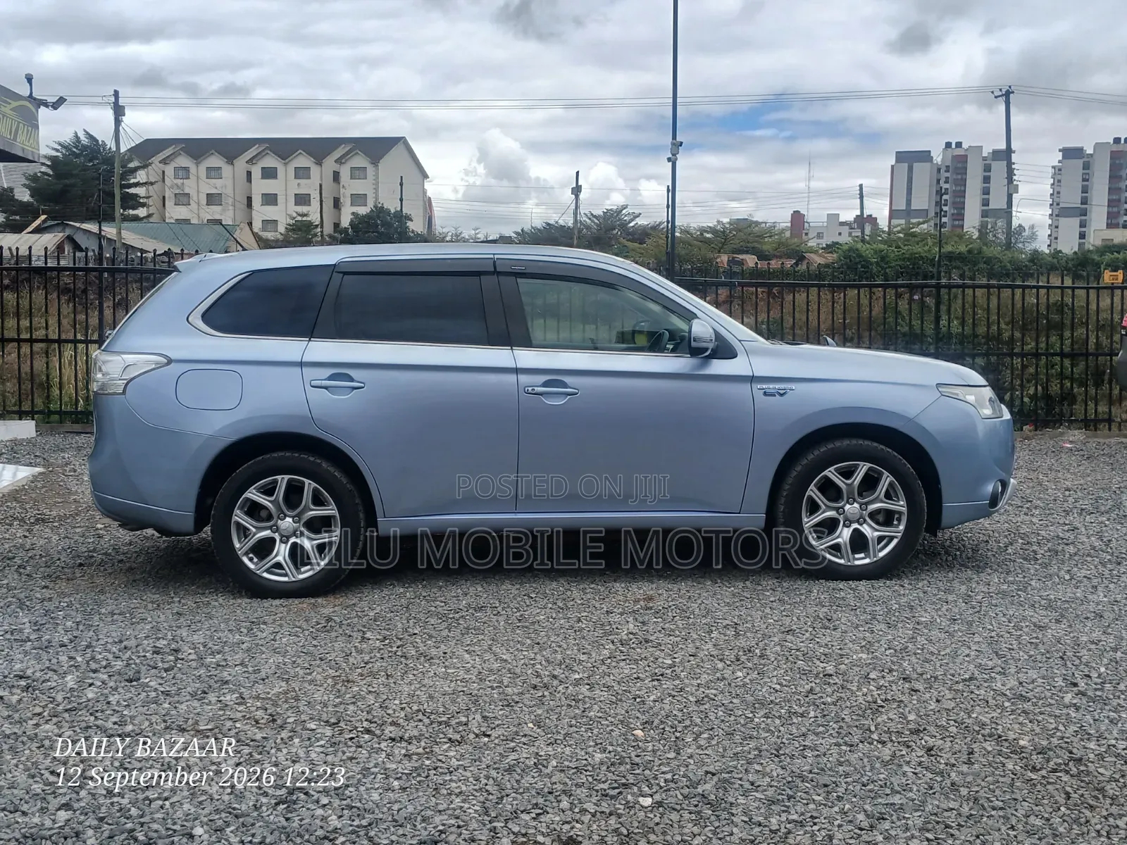Mitsubishi Outlander 2.4 PHEV AWD 2016 Blue