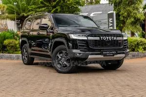 Toyota Land Cruiser 3.3 Diesel 4WD 2022 Black