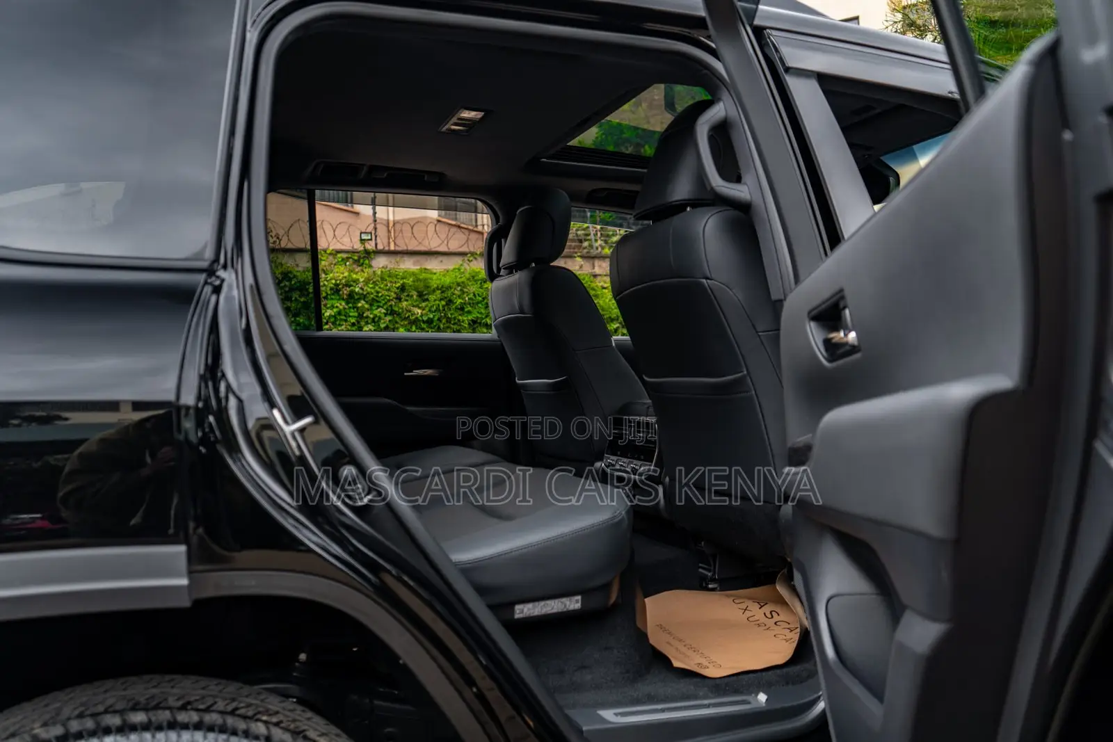 Toyota Land Cruiser 3.3 Diesel 4WD 2022 Black