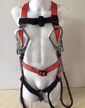 Full Body Heavy Duty Safety Harness With Doible Hooks