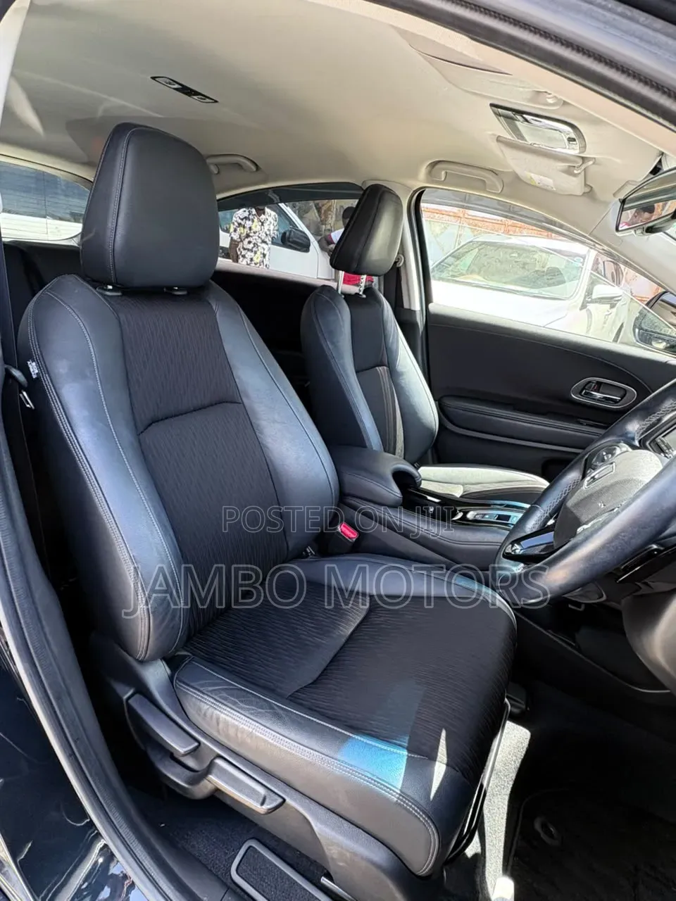 Honda Vezel 1.5 Hybrid 2WD 2020 Black