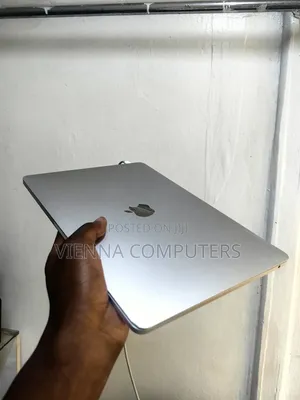 Laptop Apple MacBook 2017 8GB Intel Core i5 SSD 128GB