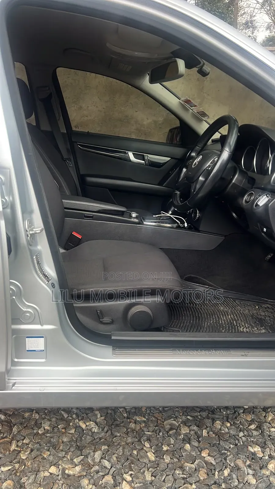 Mercedes-Benz C200 2012 Silver