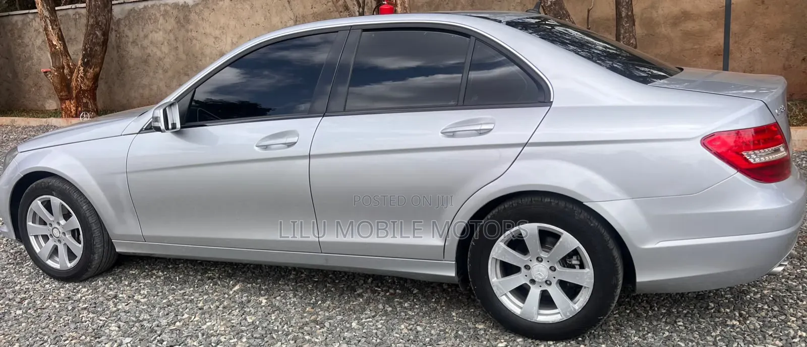 Mercedes-Benz C200 2012 Silver