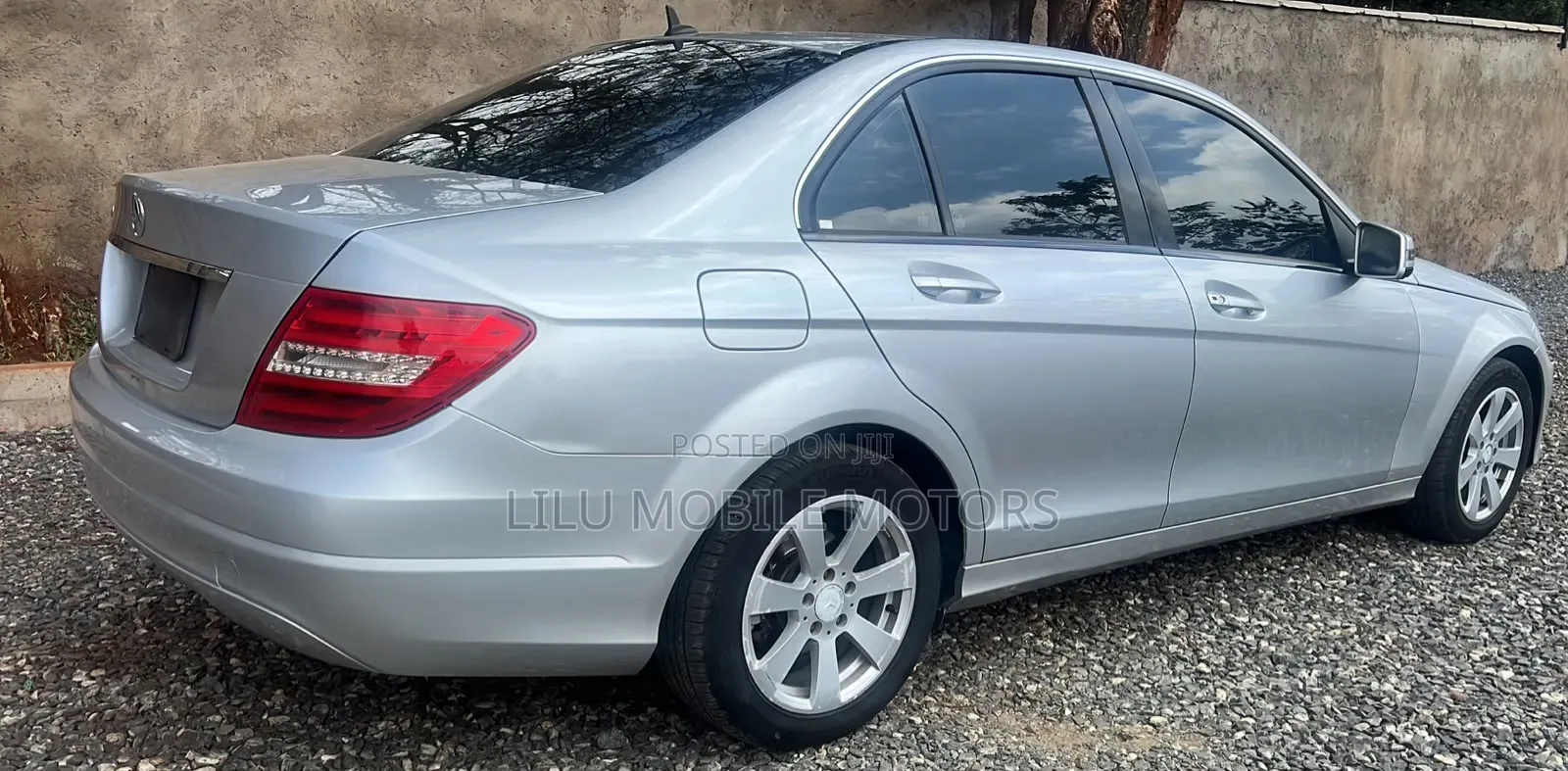 Mercedes-Benz C200 2012 Silver