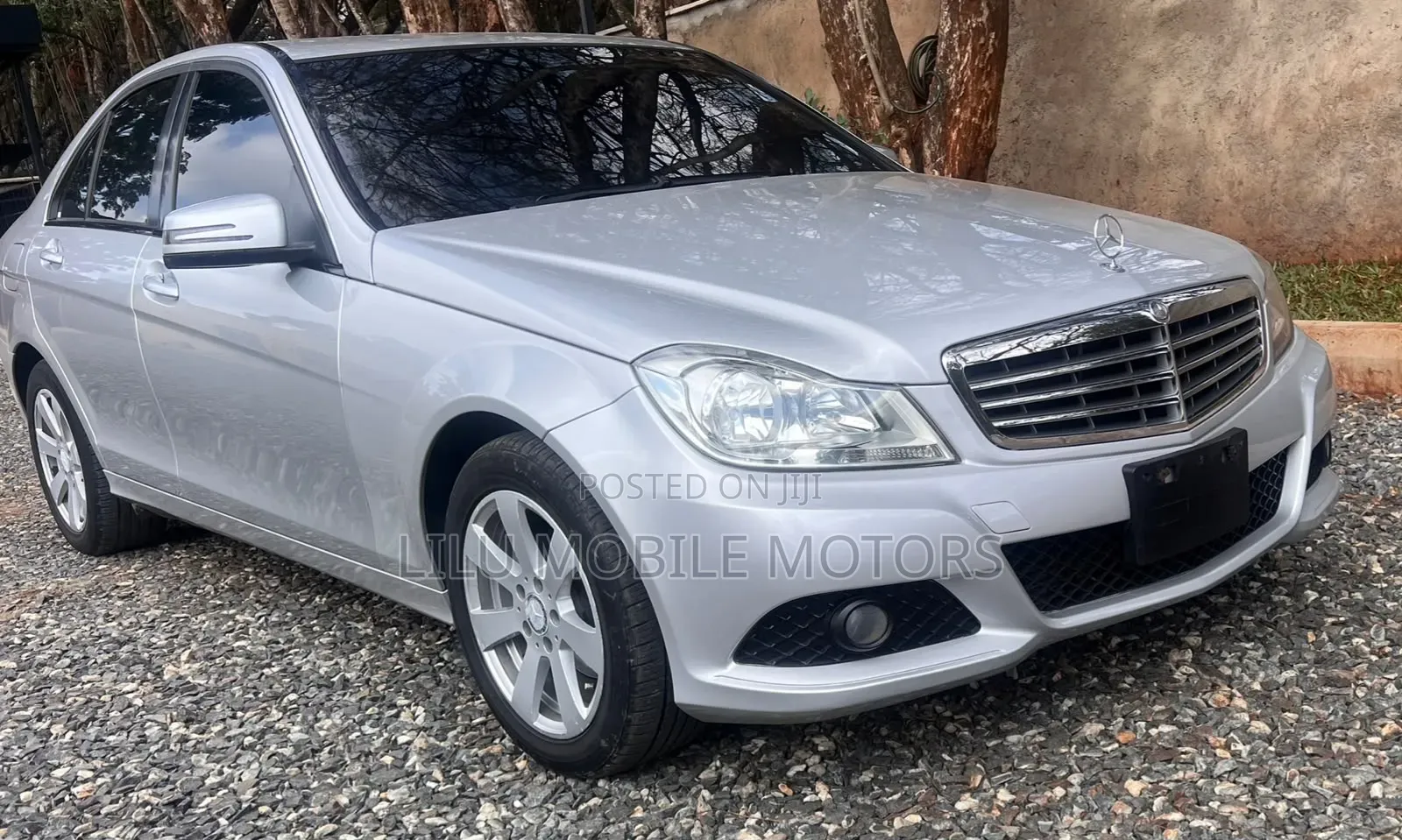 Mercedes-Benz C200 2012 Silver