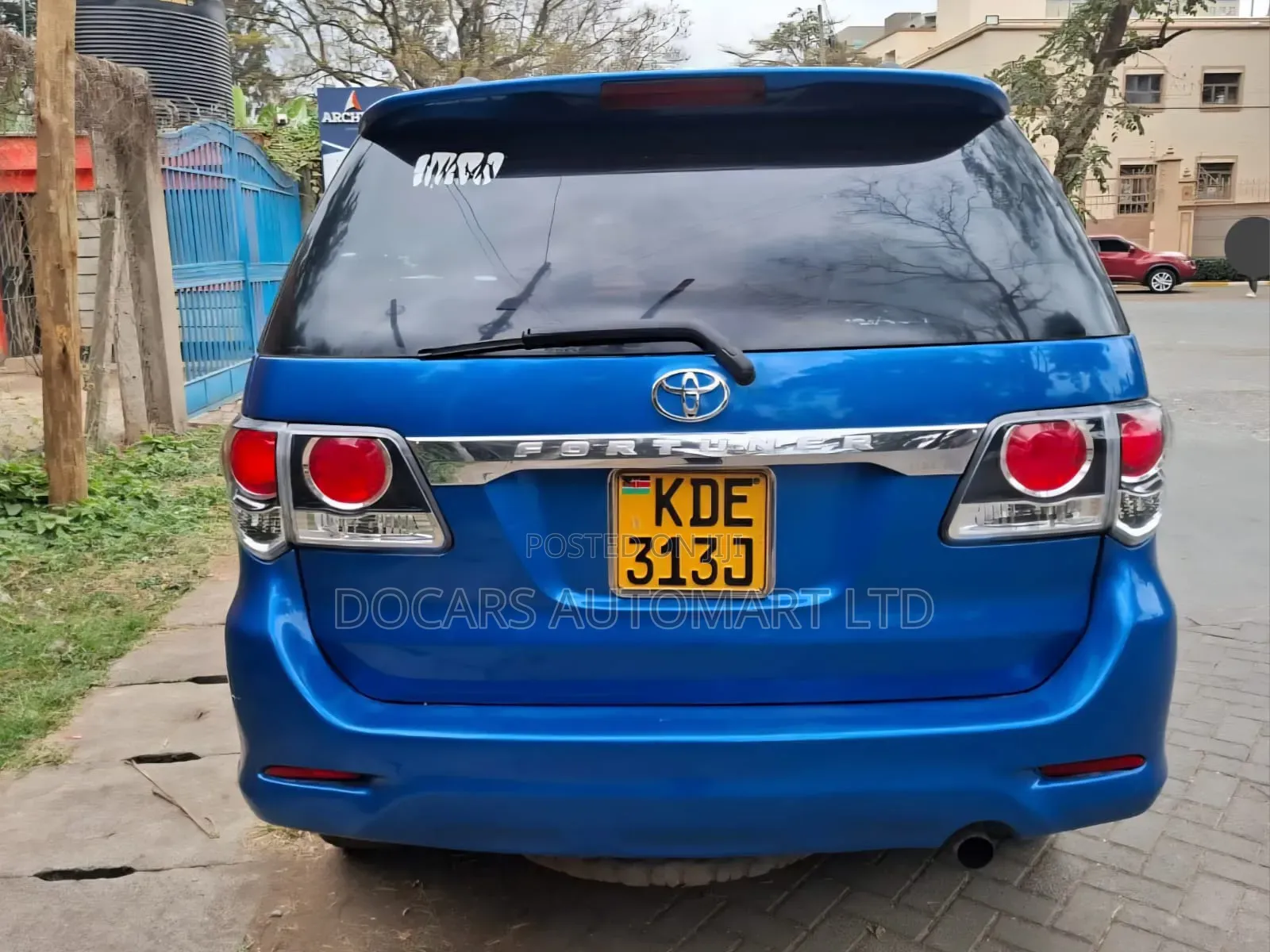 Toyota Fortuner 2012 Blue