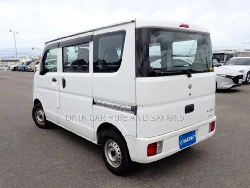 Suzuki Every Wagon 2020 White