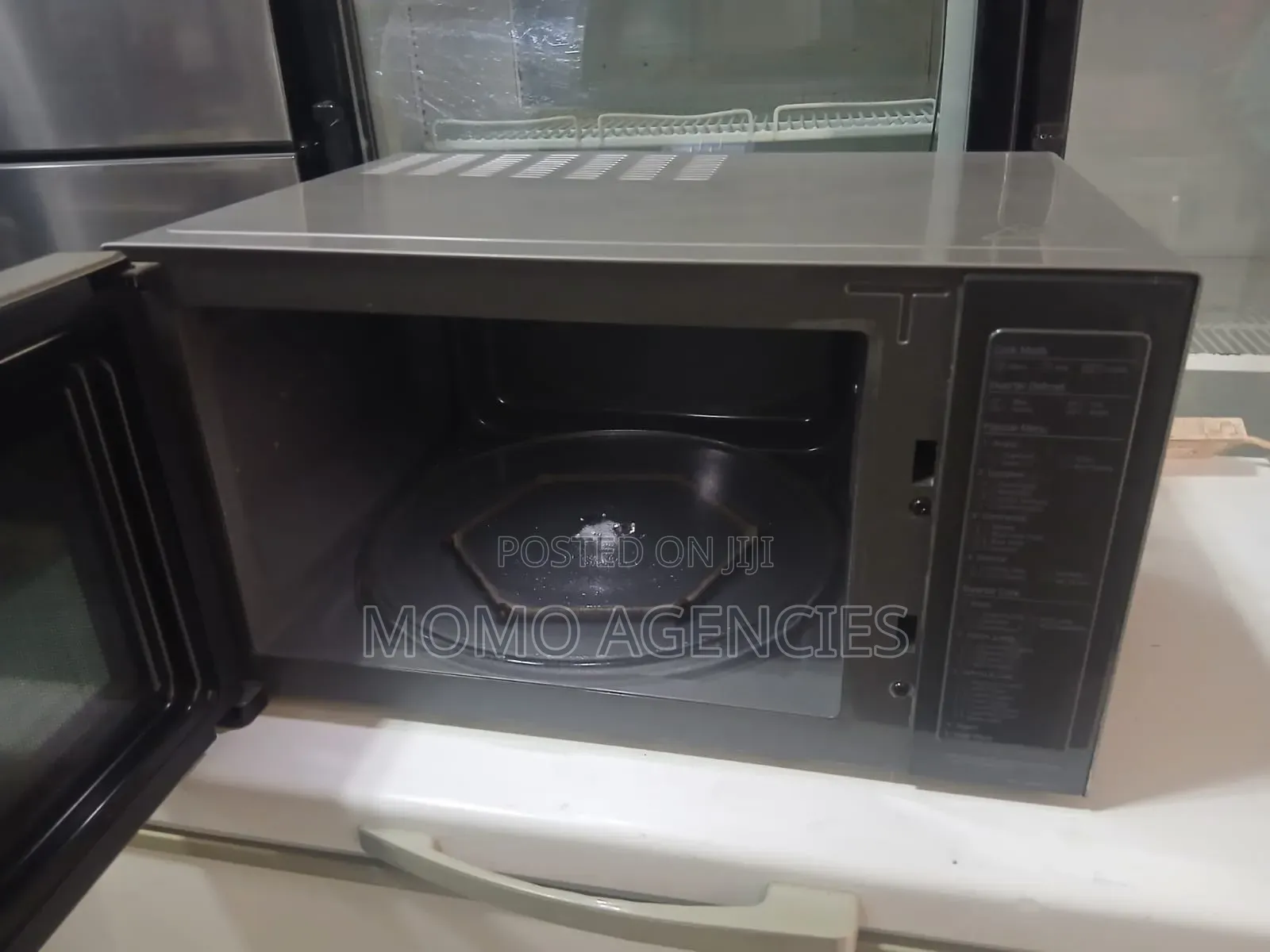 LG 42l Smart Inverter Microwave Oven