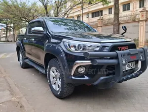 Toyota Hilux 2018 Black