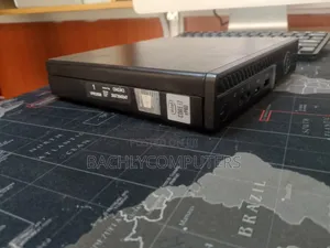 Desktop Computer Dell Optiplex 7090 8GB Intel Core i7 SSD 256GB